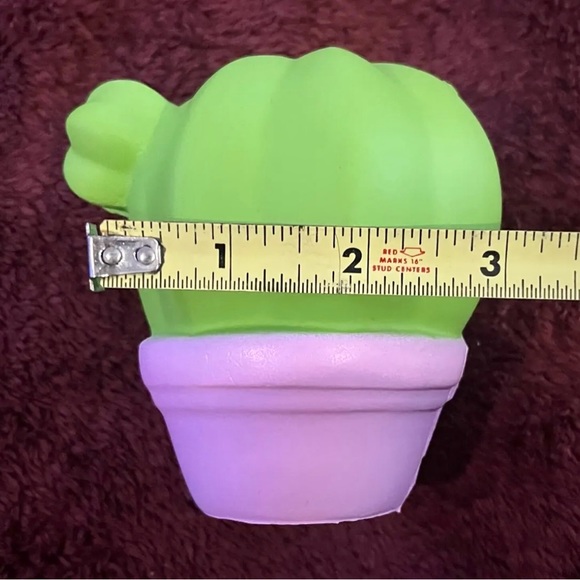 💚 KAWAII CACTUS SQUISHY 💚 - Picture 4 of 4